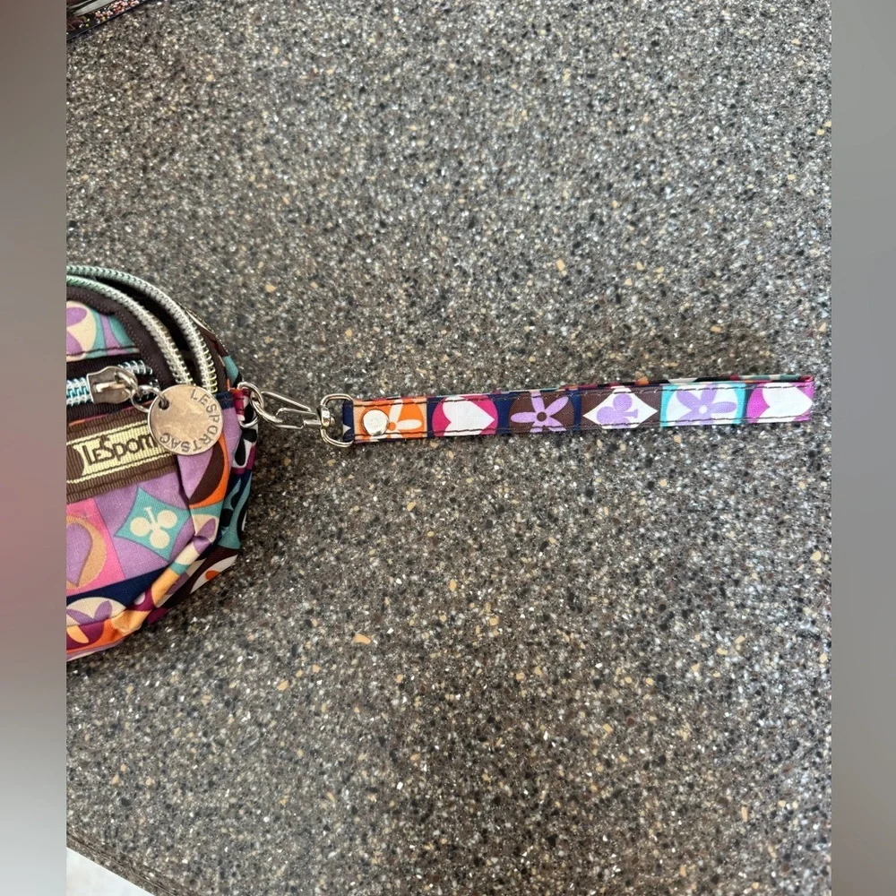 LeSportsac Double Zip Wristlet Coin Pouch – Colorful Floral & Card Print